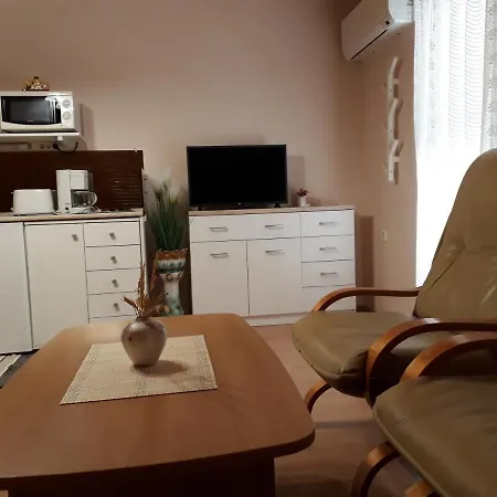 Zsuzsa Apartman